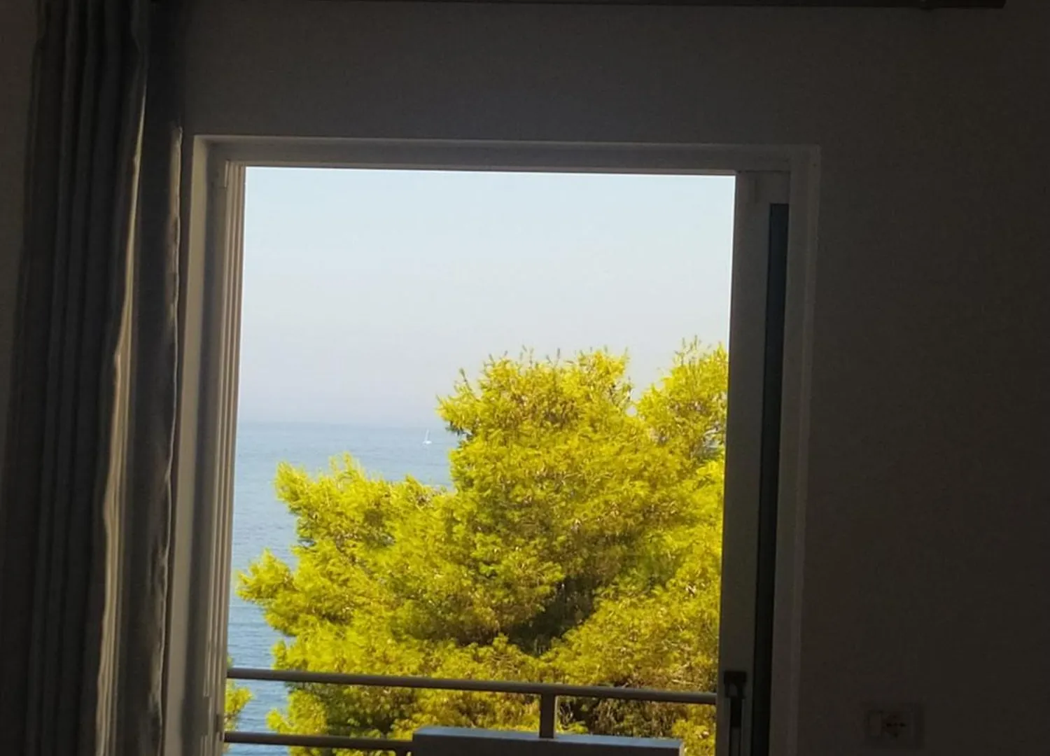 ***  Hotel Chicago Σαράντα Αλβανία