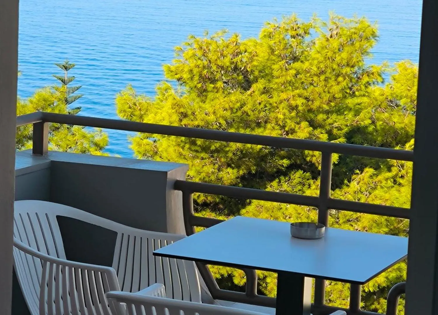Hotel Chicago Σαράντα 3*,