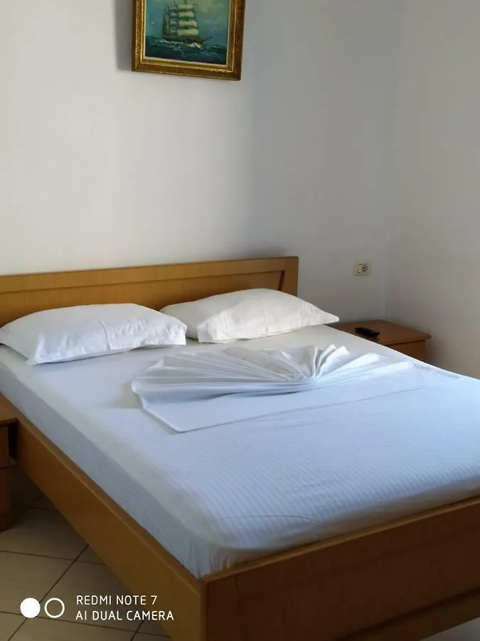 Hotel Chicago Sarandë