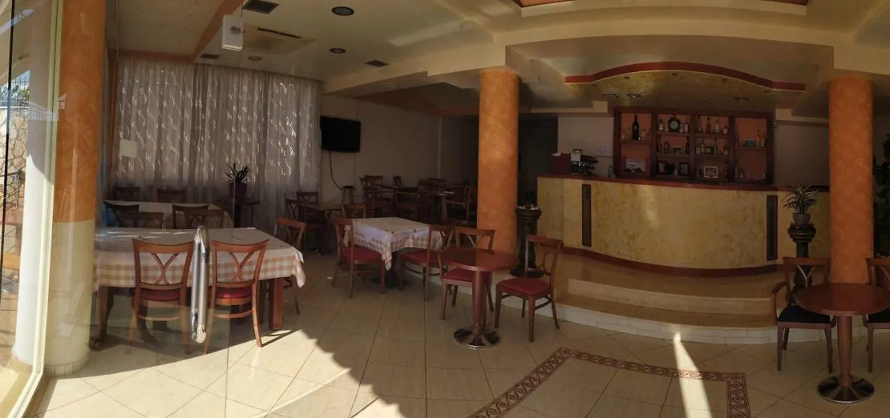 Hotel Chicago Sarandë