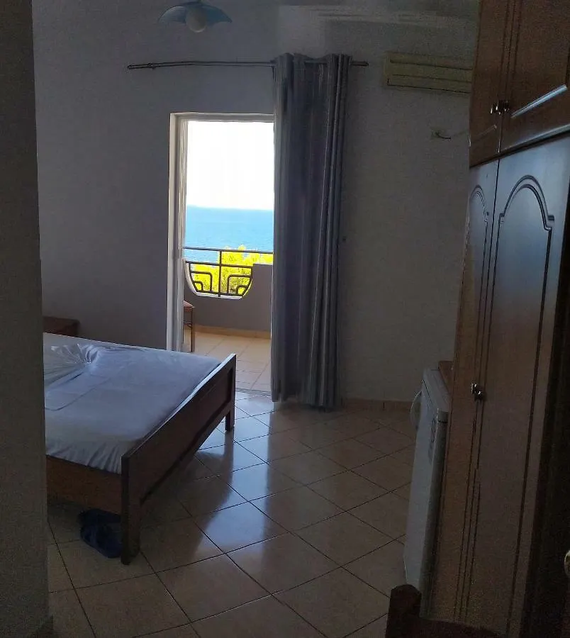 Hotel Chicago Sarandë 3*,  Albania