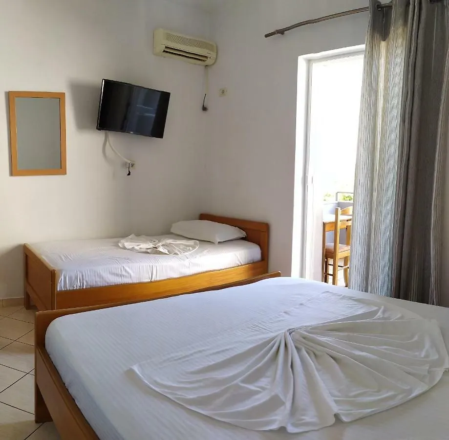 Hotel Chicago Sarandë